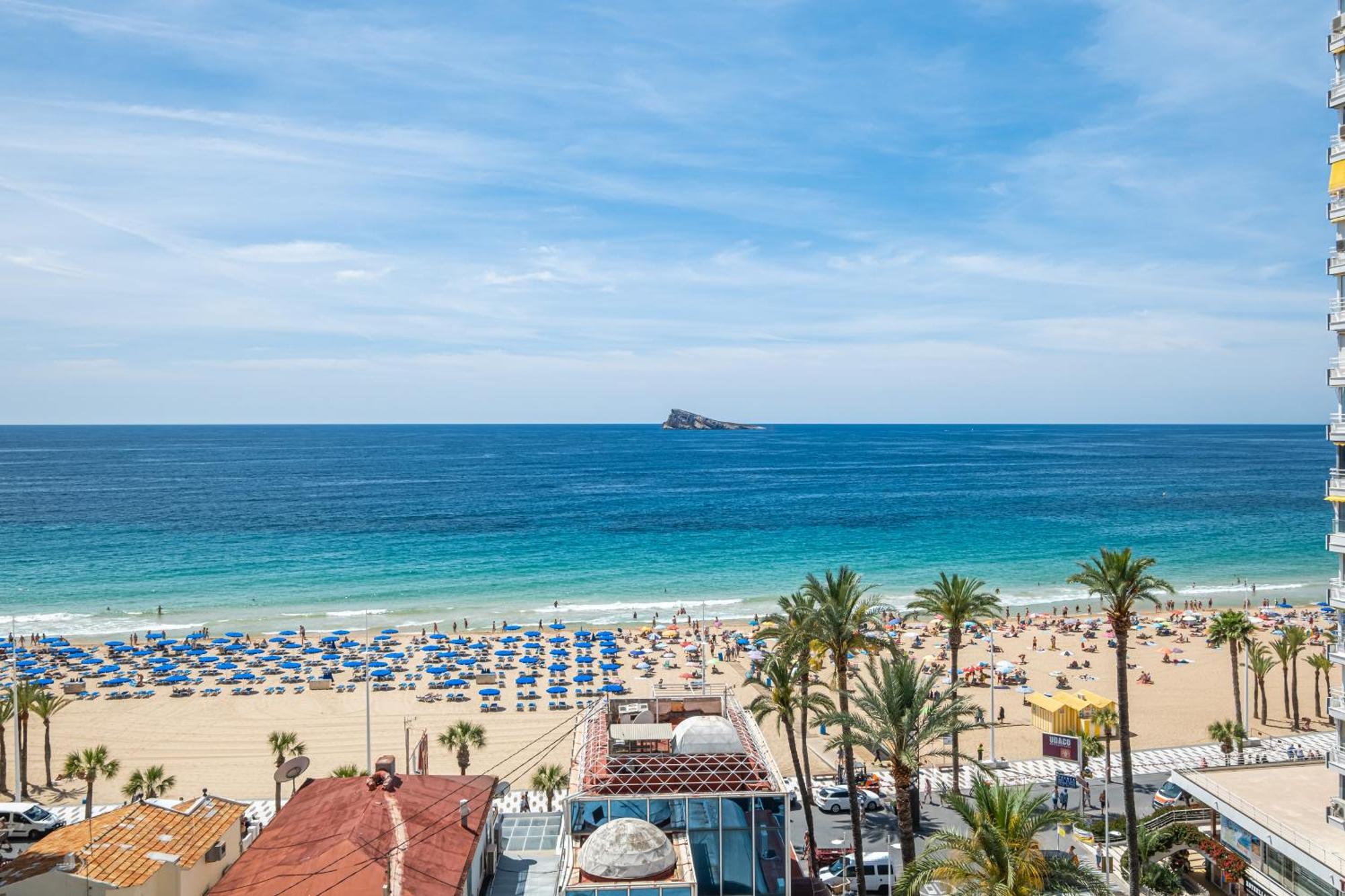 Acintur Apartment Levante Beach-Old Town Бенидорм Екстериор снимка