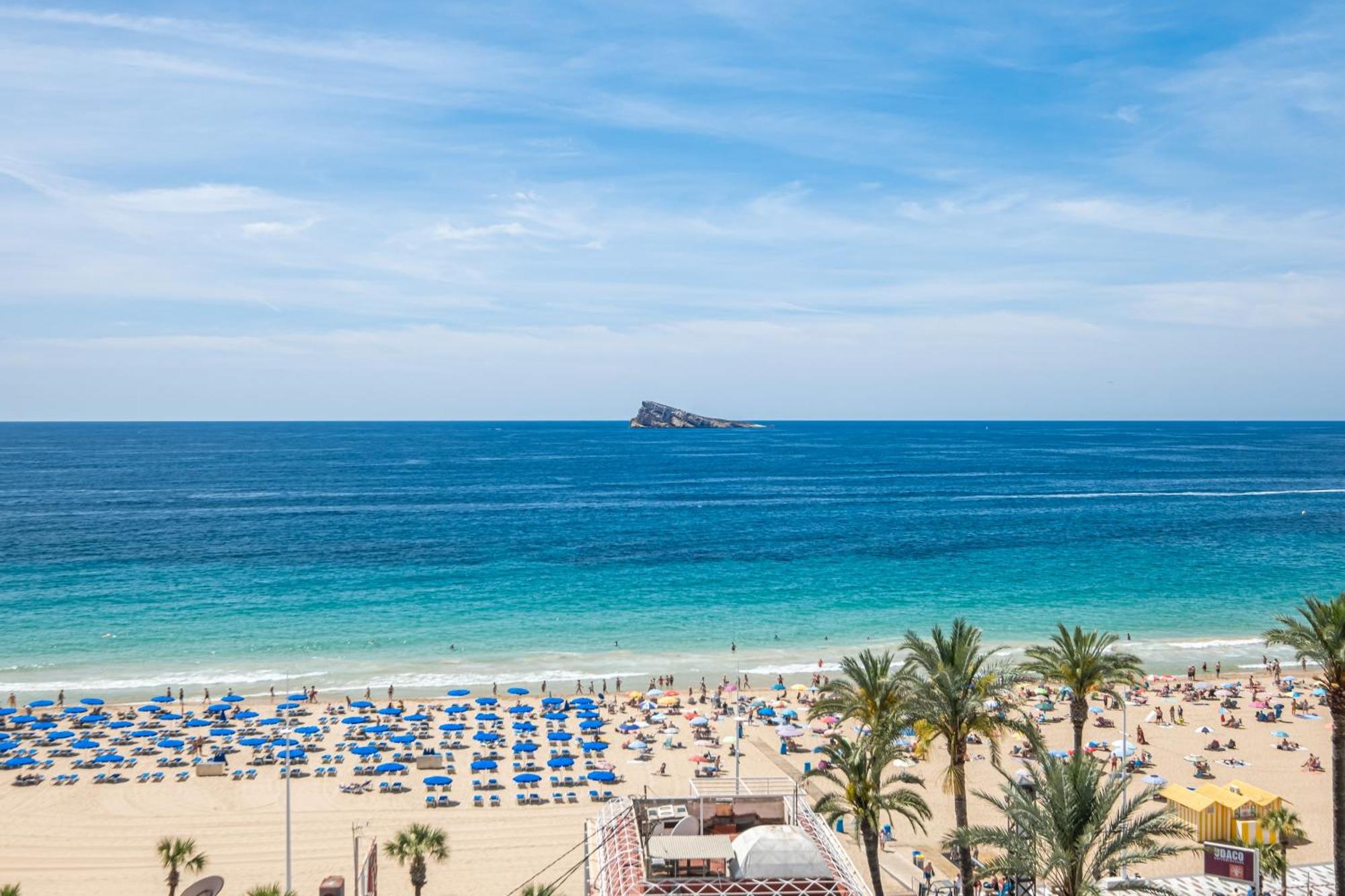 Acintur Apartment Levante Beach-Old Town Бенидорм Екстериор снимка