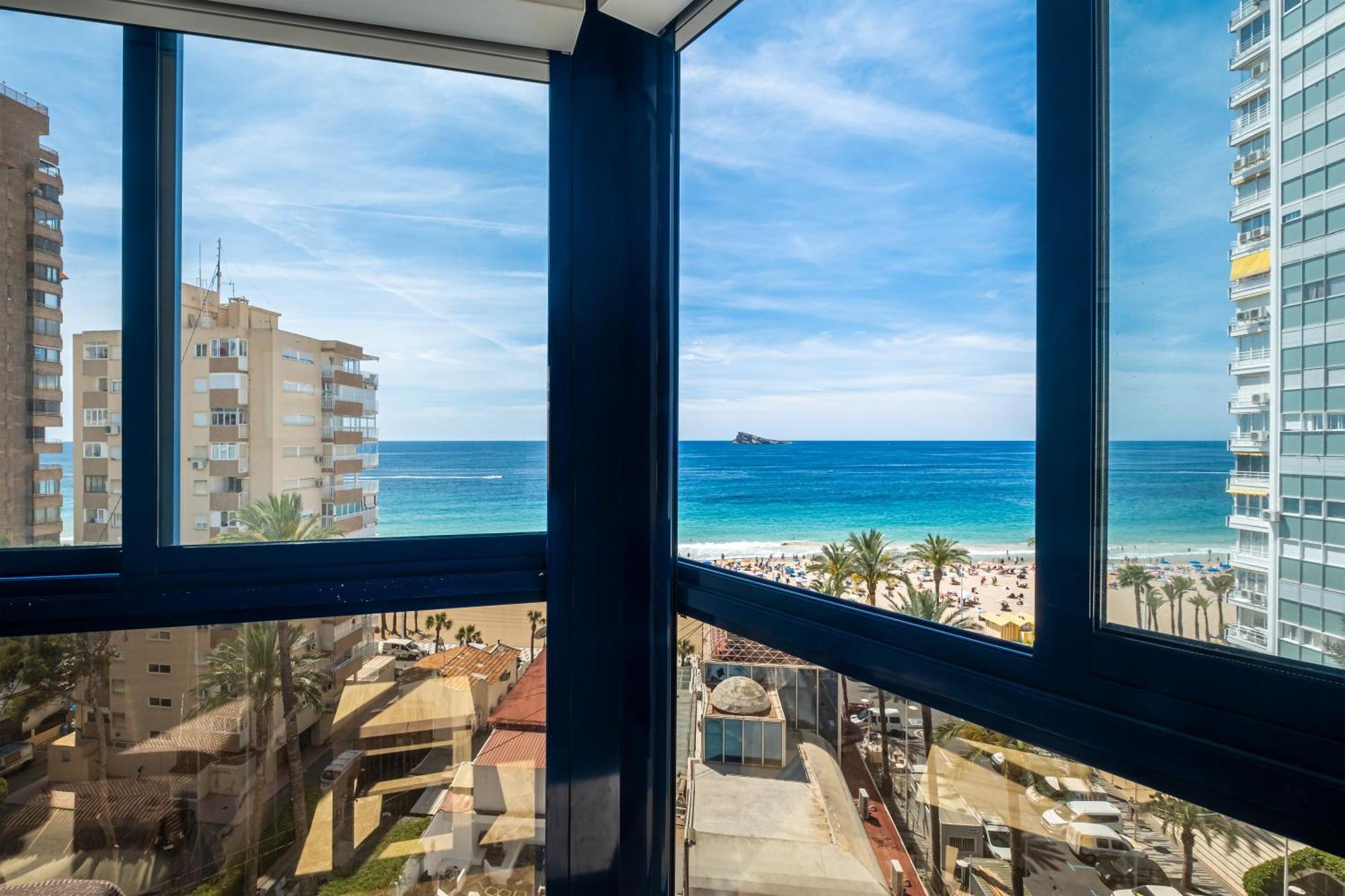 Acintur Apartment Levante Beach-Old Town Бенидорм Екстериор снимка