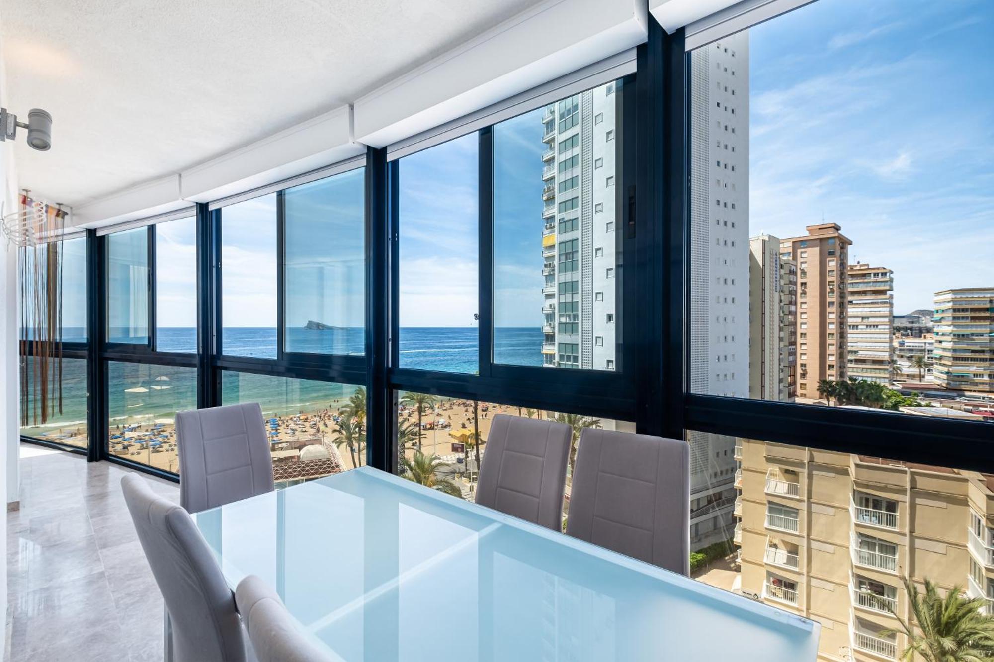 Acintur Apartment Levante Beach-Old Town Бенидорм Екстериор снимка
